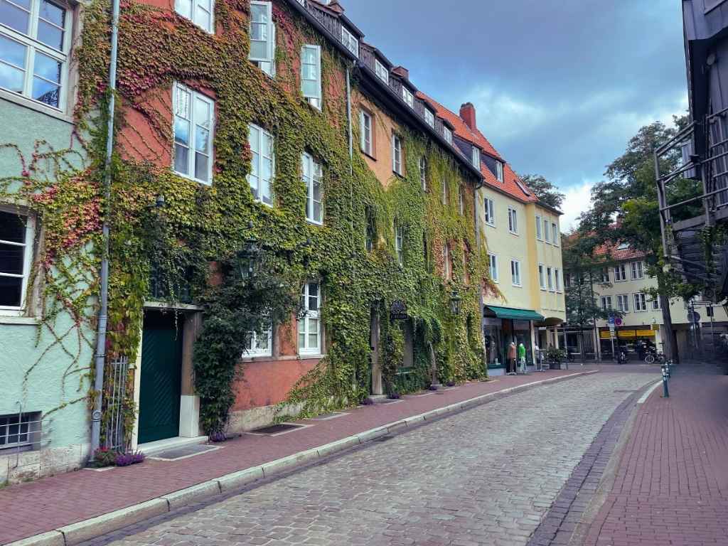 Eppelheim Stadtansicht von Eppelheim mit typischer Architektur und grüner Umgebung – regionales Motiv aus Baden-Württemberg mit lokalem Wiedererkennungswert.